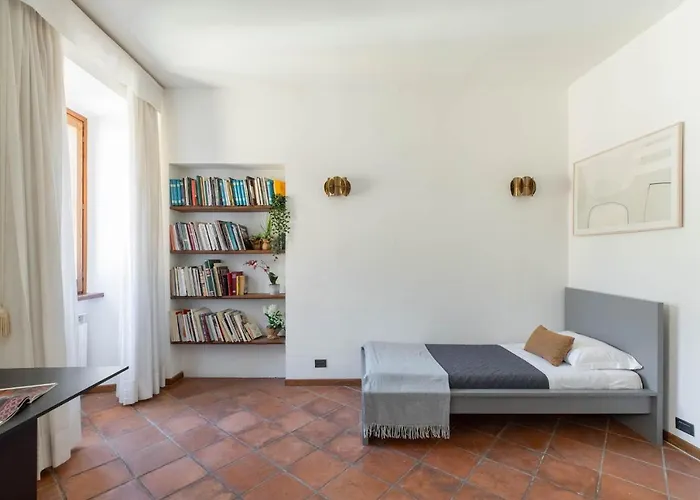 Iflat Pantheon's Roomy And Friendly Appartement *
