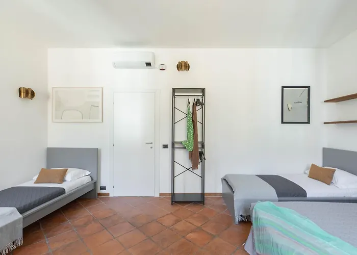 Iflat Pantheon's Roomy And Friendly Rome